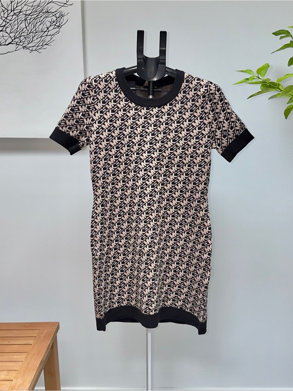 Michael Kors Beige and Black Logo Knit Short Dress